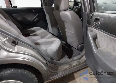 2005 Honda Civic Lx from USA, damaged, VIN JHMES16575S003884